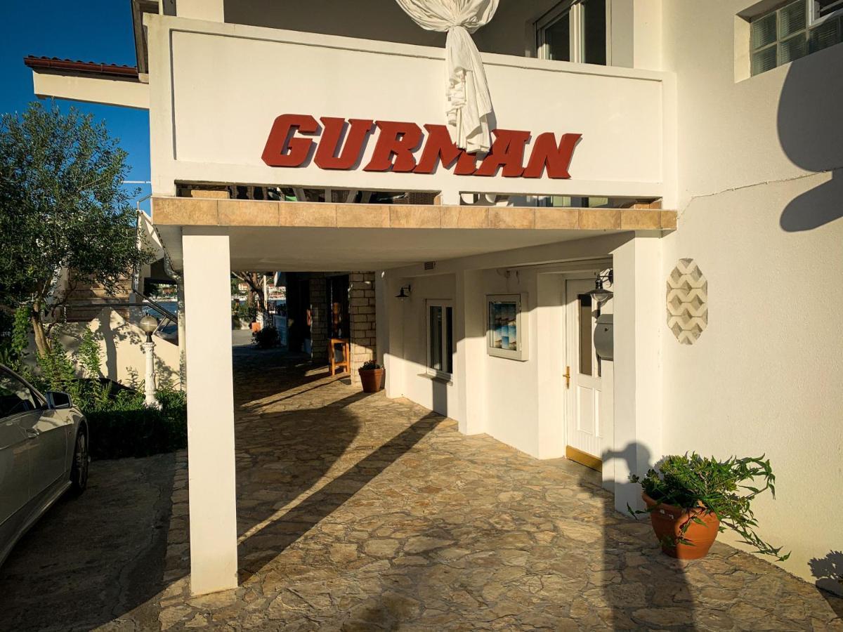 Apartments Gurman Supetarska Draga Bagian luar foto