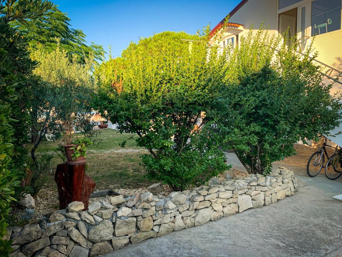 Apartments Gurman Supetarska Draga Bagian luar foto