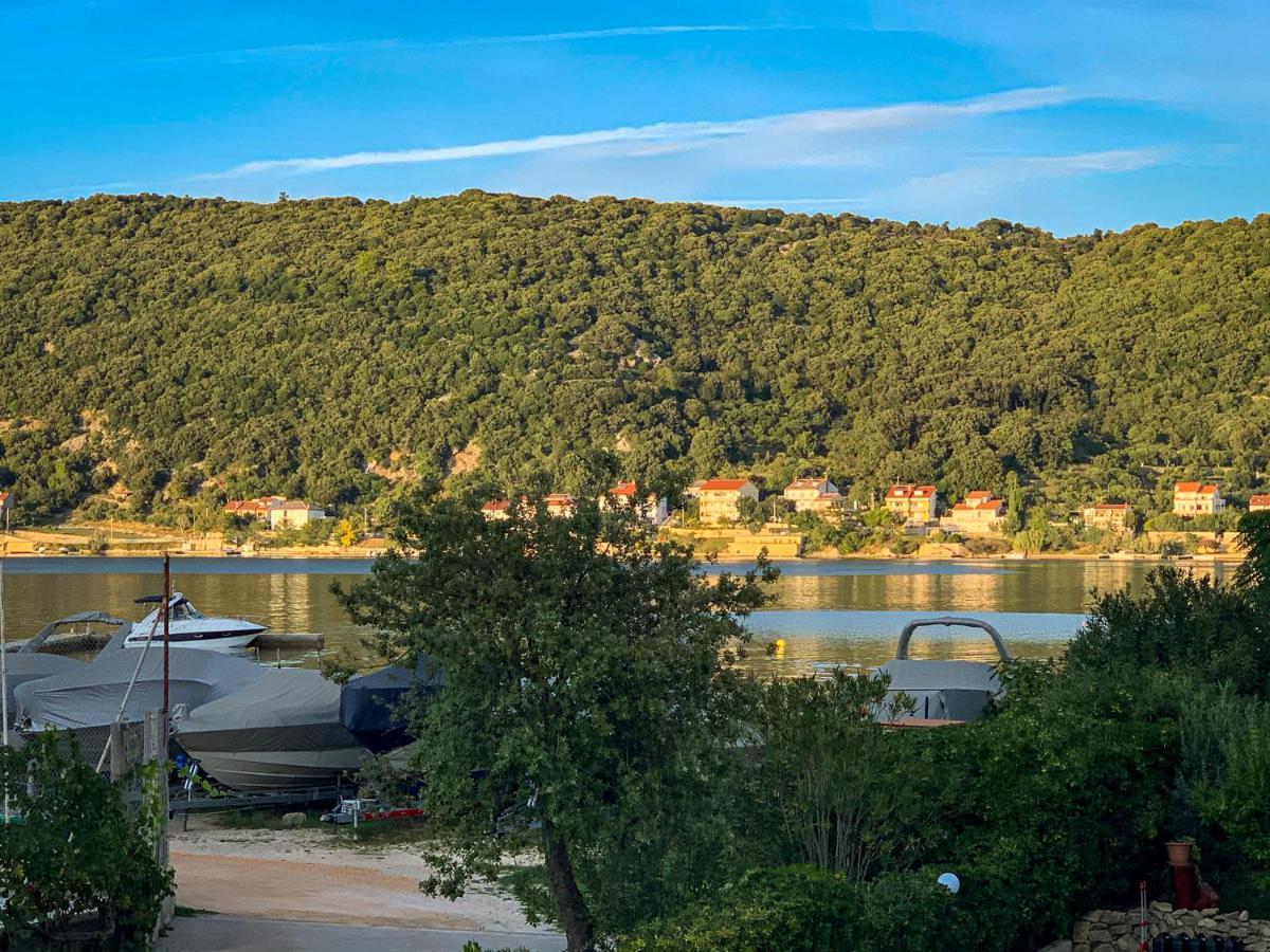 Apartments Gurman Supetarska Draga Bagian luar foto