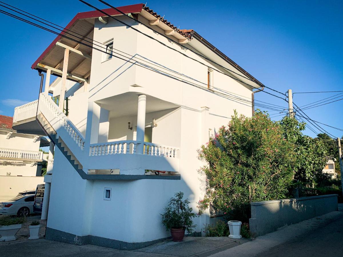 Apartments Gurman Supetarska Draga Bagian luar foto
